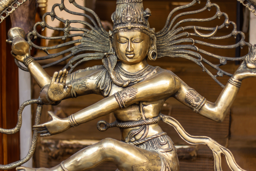 Tandavasana 345