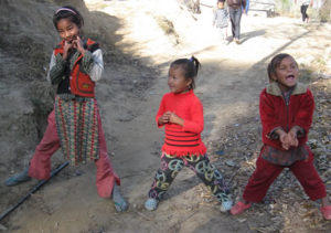 petites filles nepalaises