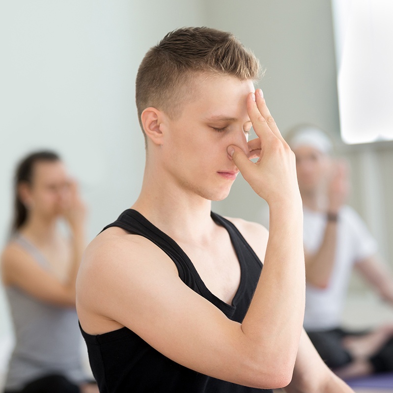 posture yoga carre 2