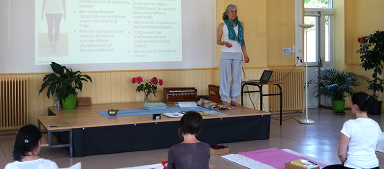 A propos de la Formation de professeur de yoga avec l’approche ayurvédique